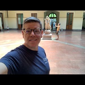 Meet your Posher, Stephen